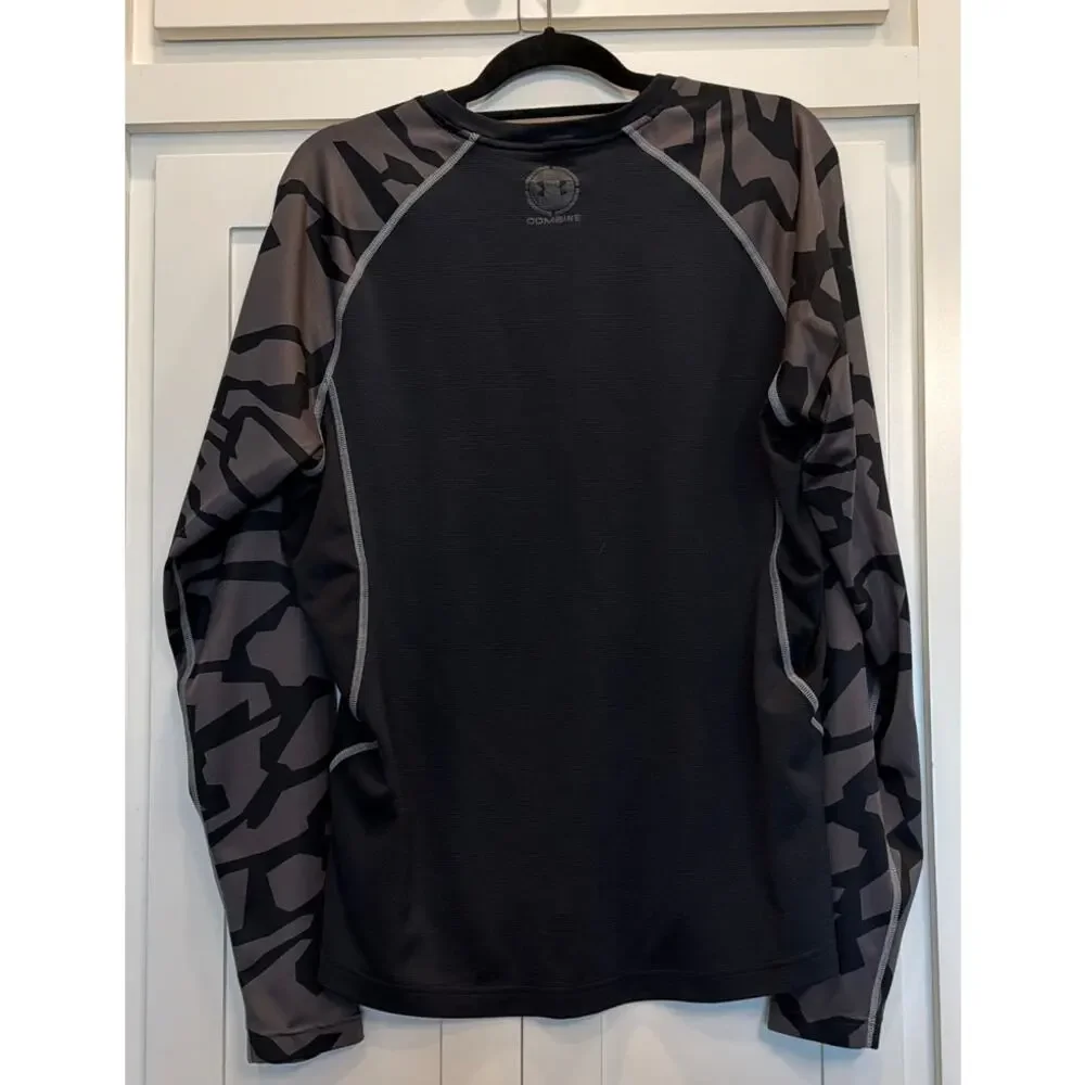 UnderArmour Baselayer black and gray camo heatgear LT - Picture 2 of 9